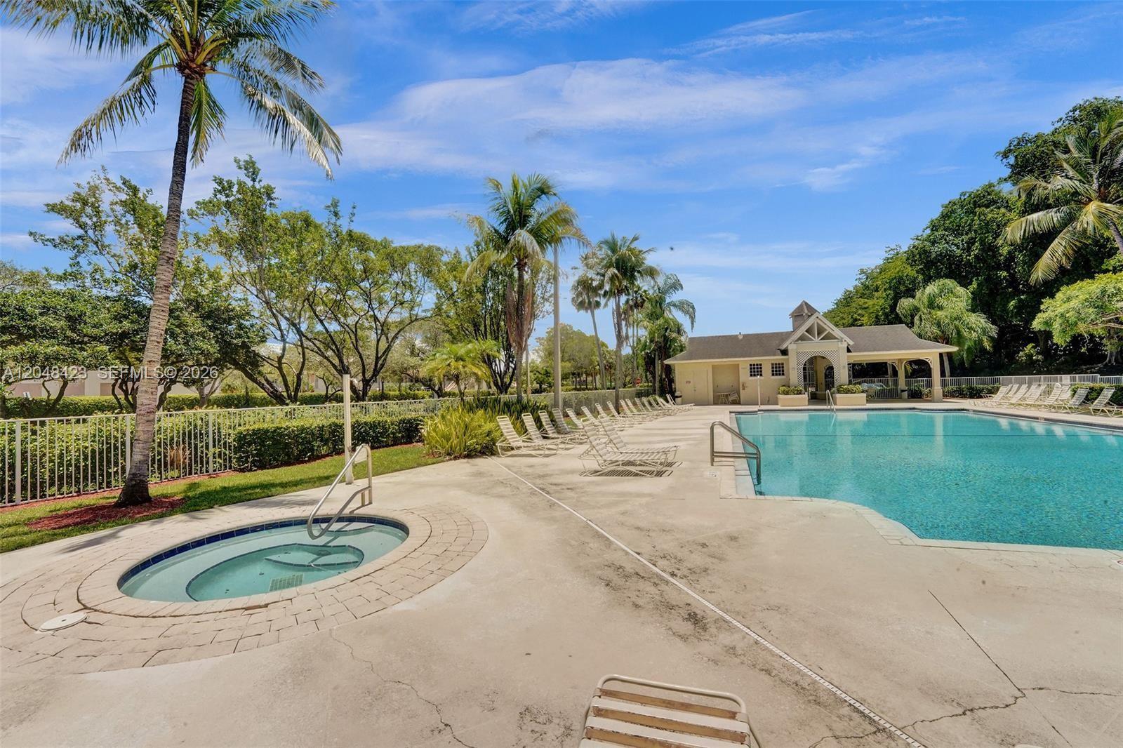 7858 Dixie Beach Cir # 7858, Tamarac FL 33321