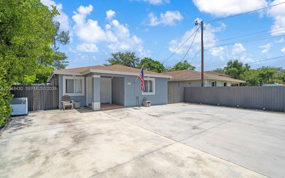 751 NW 70th St, Miami FL 33150 photo 2