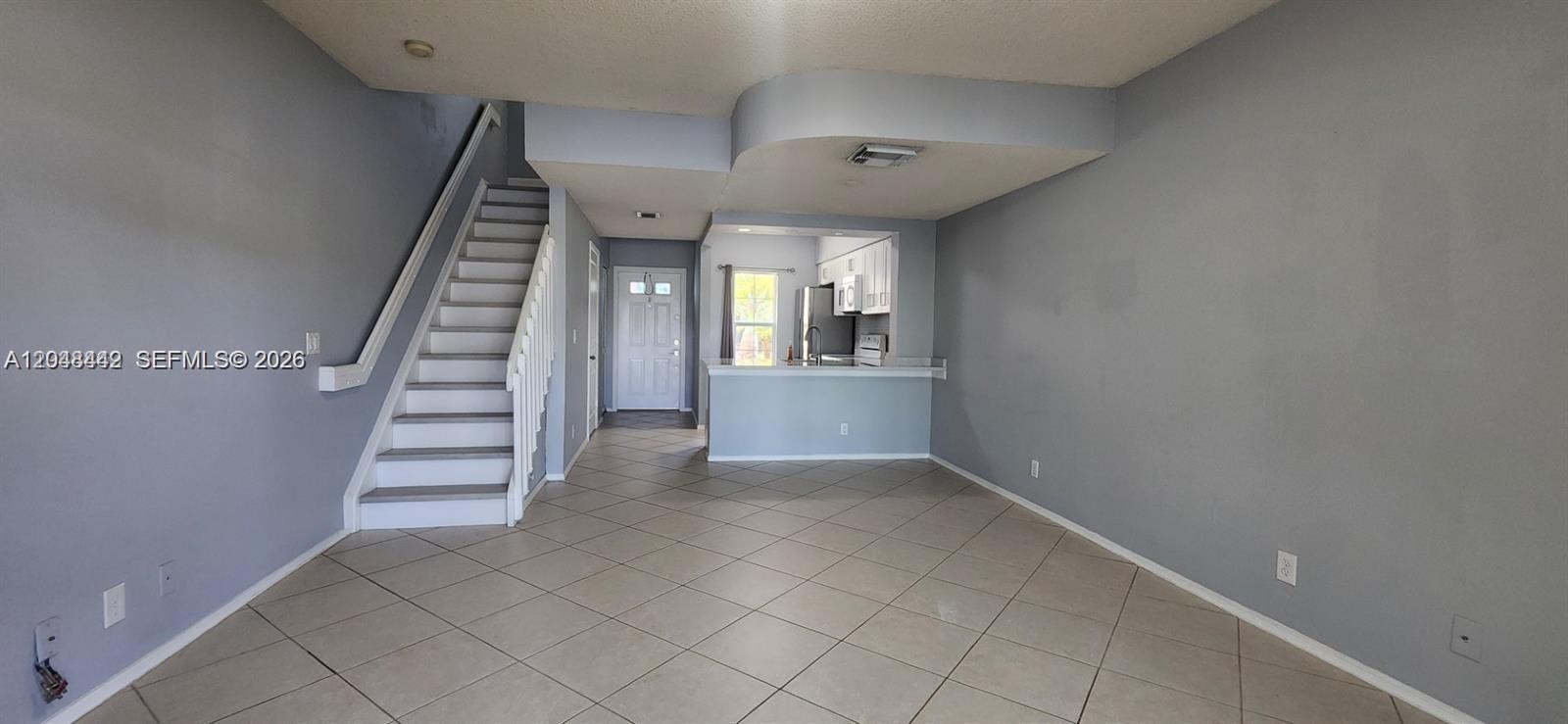 211 Mallory Ct, Weston FL 33326 photo 3