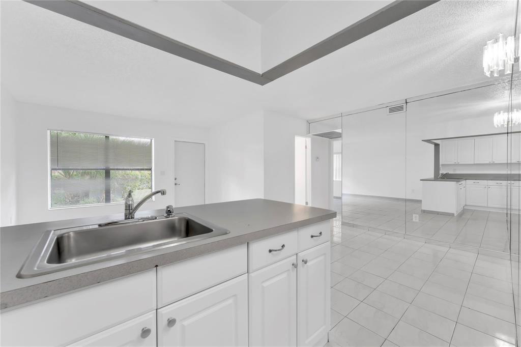 6705 W 26th Drive # 7, Hialeah FL 33016 photo 5