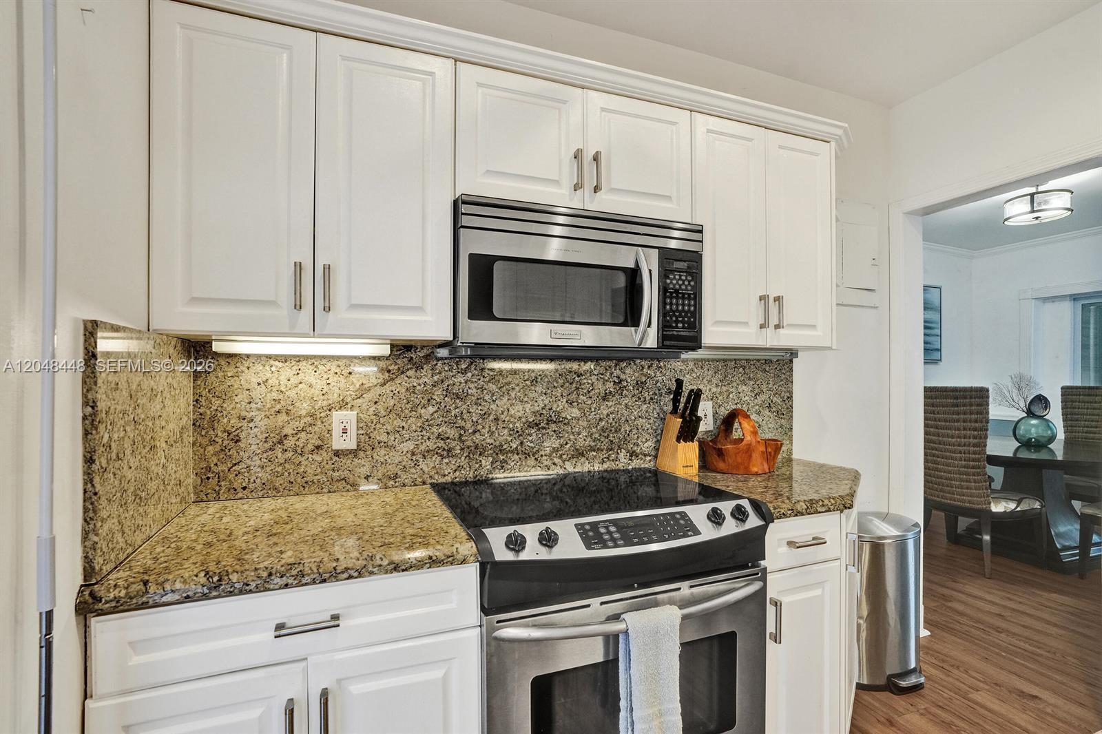 530 NE 11th Ave, Fort Lauderdale FL 33301 photo 3