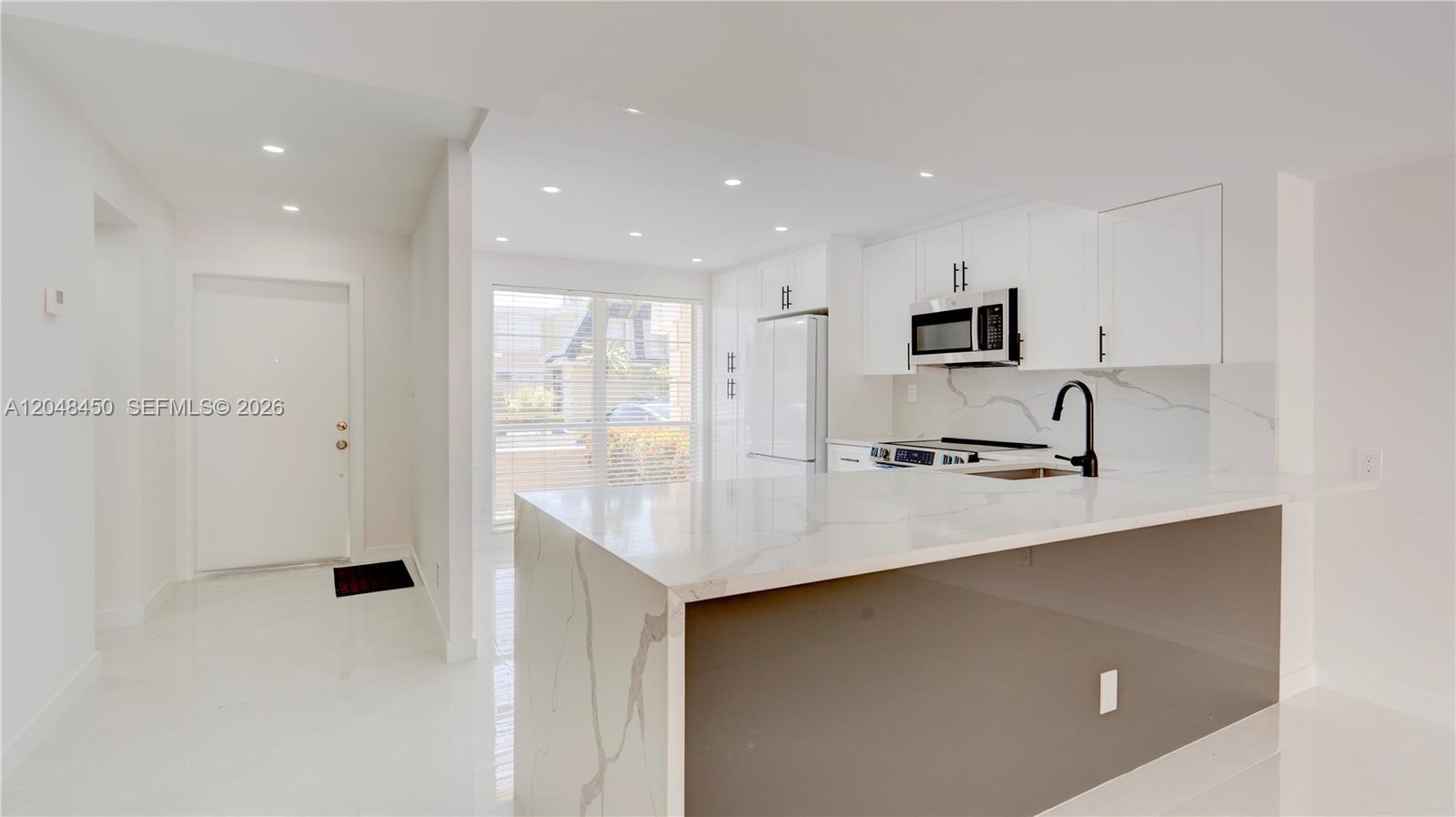 933 NE 24th Ave # 169, Hallandale Beach FL 33009