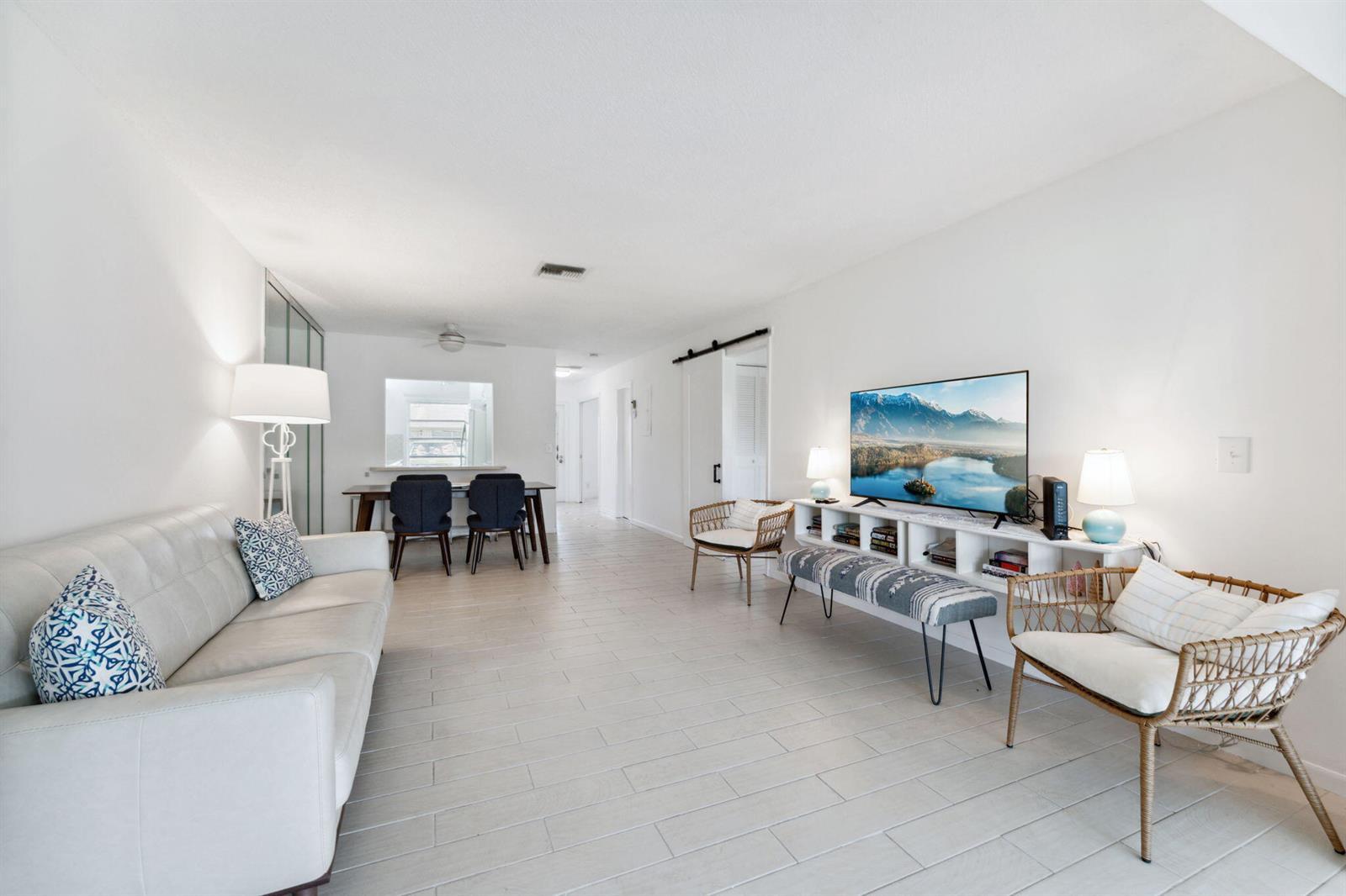 1120 Cactus Terrace # c, Delray Beach FL 33445 photo 2