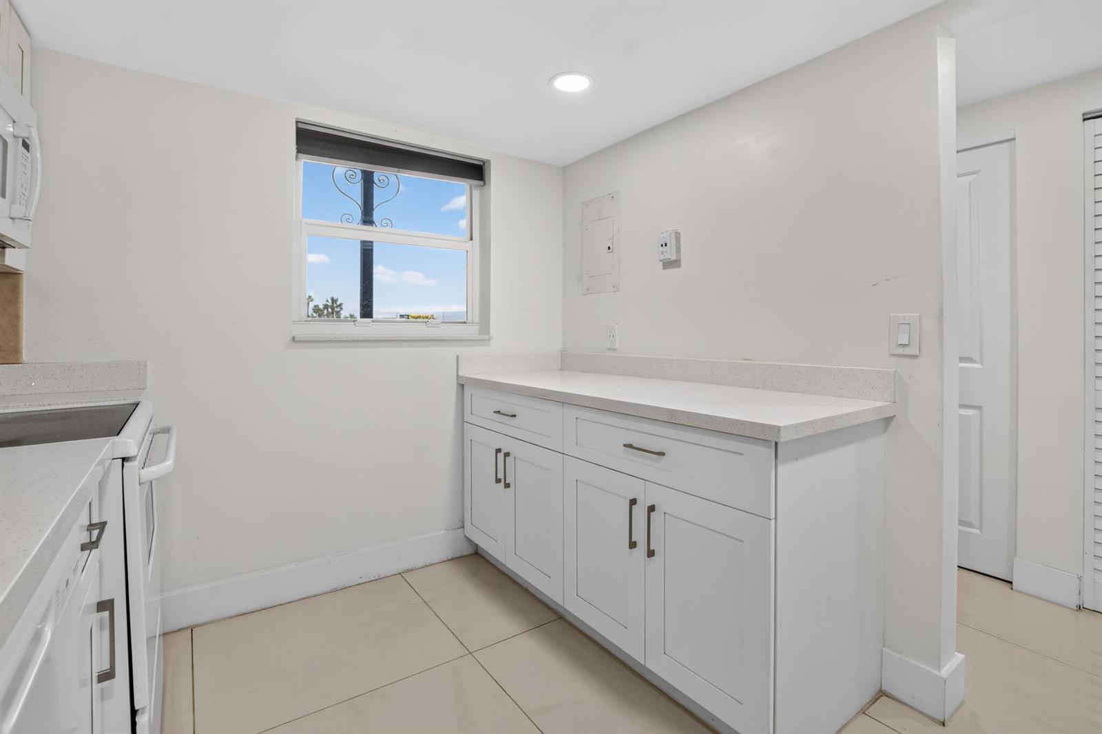 10110 Boca Entrada Boulevard # 305, Boca Raton FL 33428 photo 3