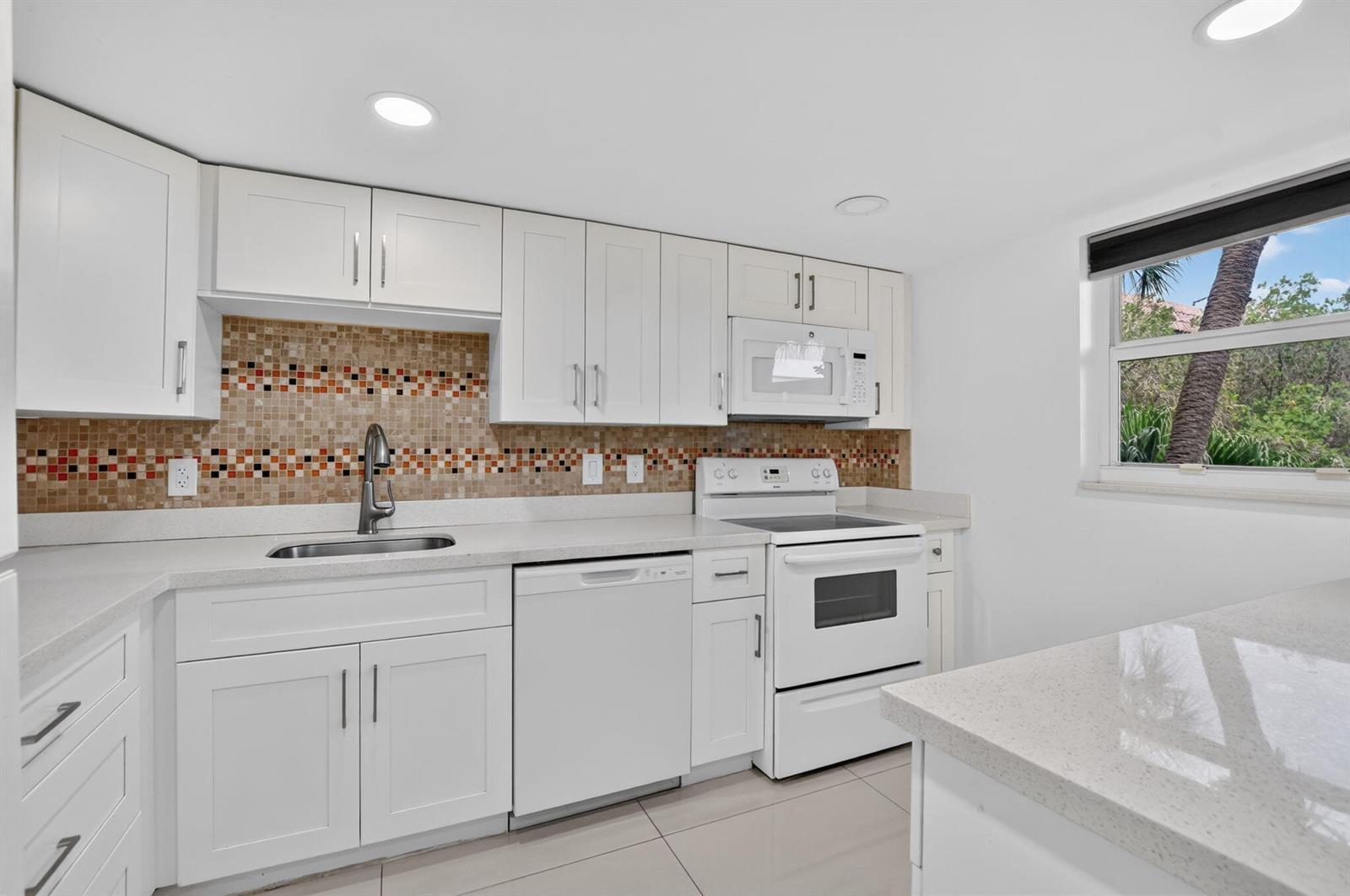 10110 Boca Entrada Boulevard # 305, Boca Raton FL 33428