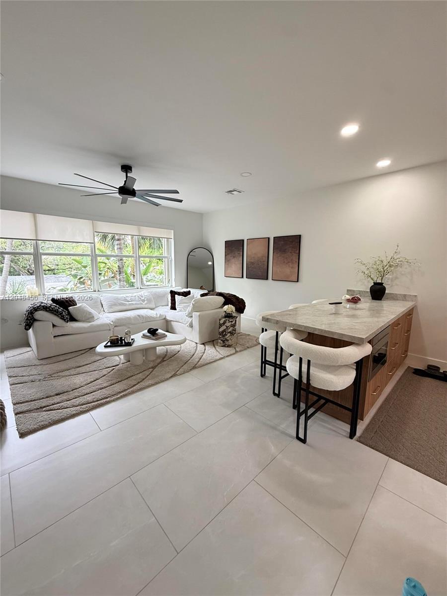 715 SW 4th Ave, Fort Lauderdale FL 33315 photo 2