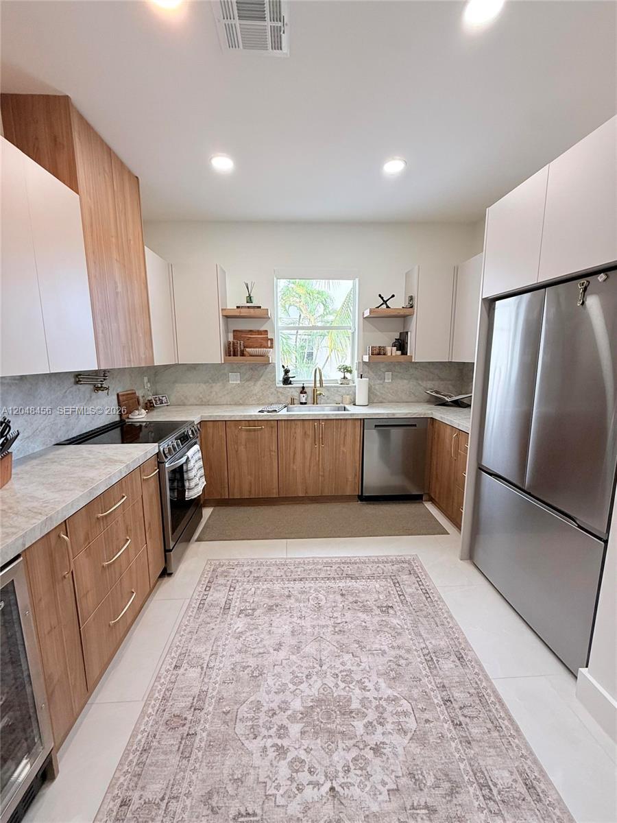 715 SW 4th Ave, Fort Lauderdale FL 33315 photo 3
