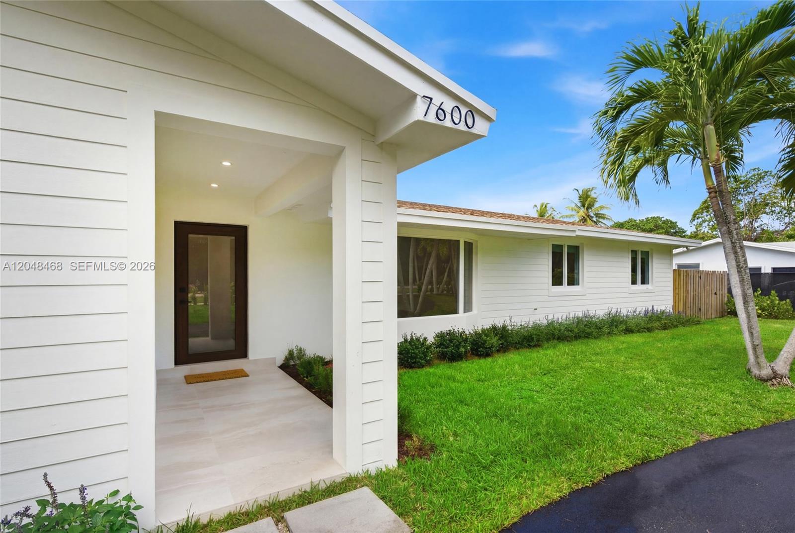 7600 SW 168th St, Palmetto Bay FL 33157 photo 4