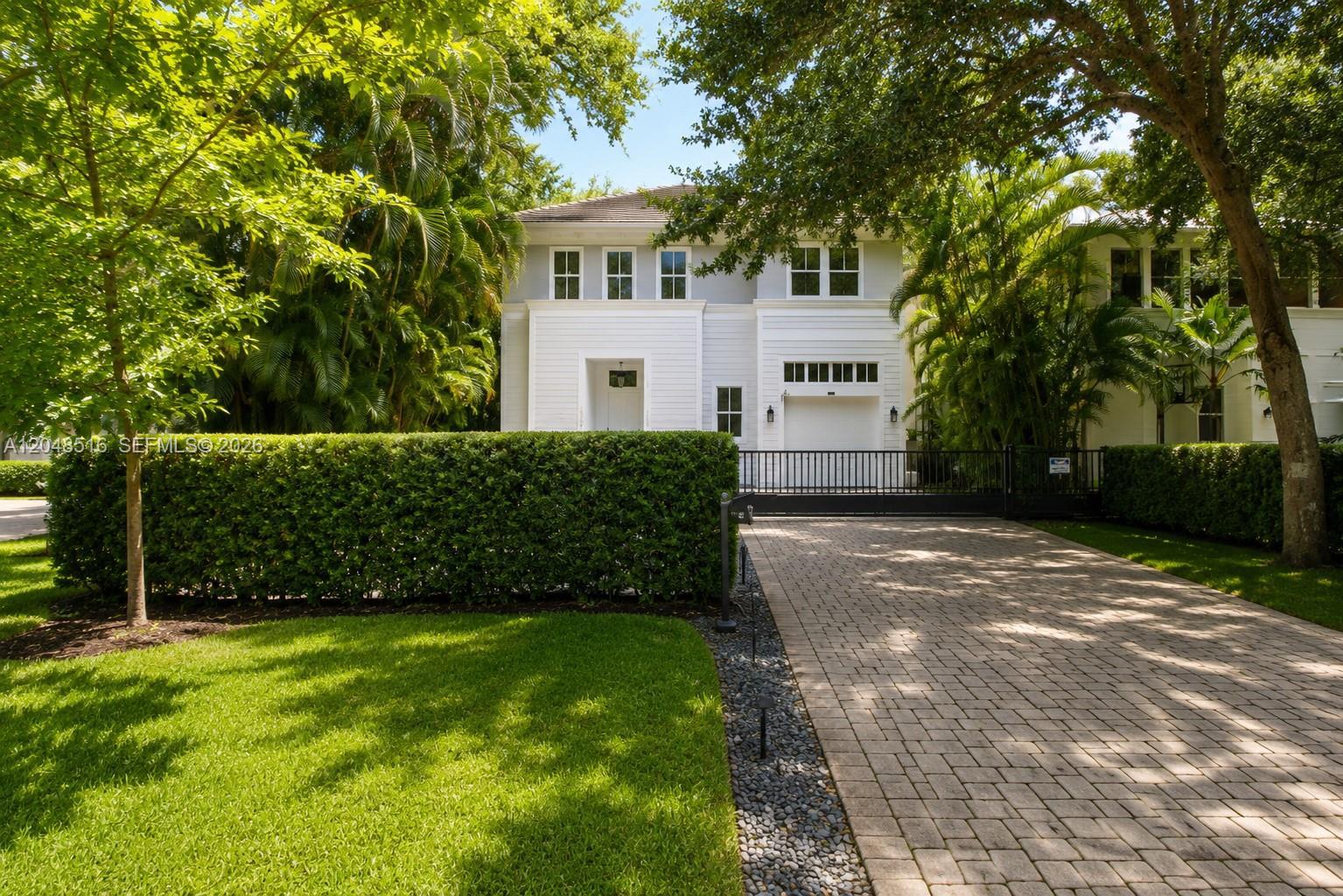 4724 SW 72nd Ave, Miami FL 33155 photo 2
