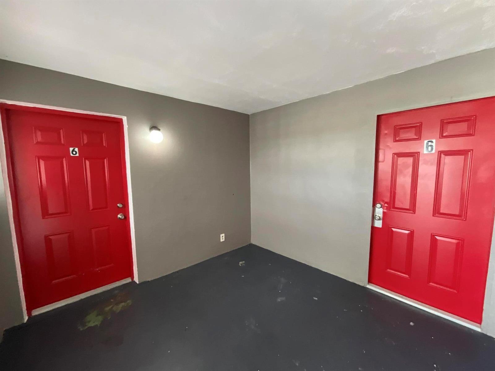 1025 13th Street # 6, West Palm Beach FL 33401