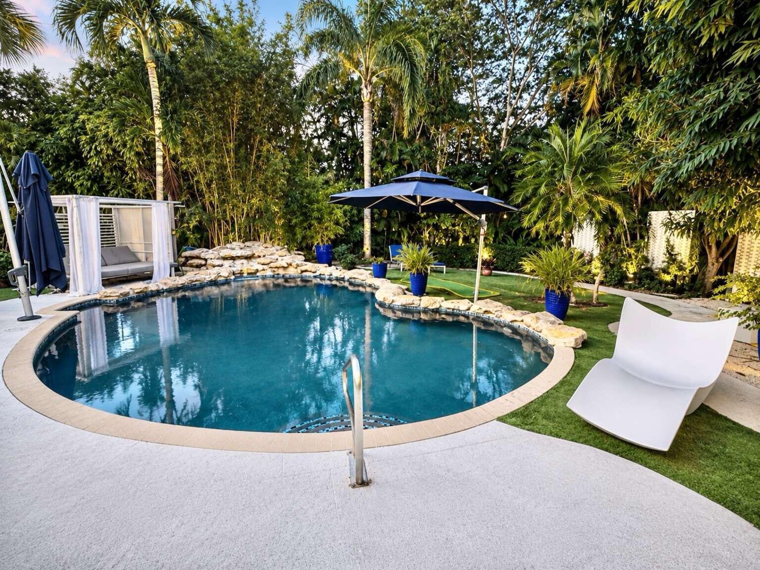 233 Pershing Way, West Palm Beach FL 33401 photo 3