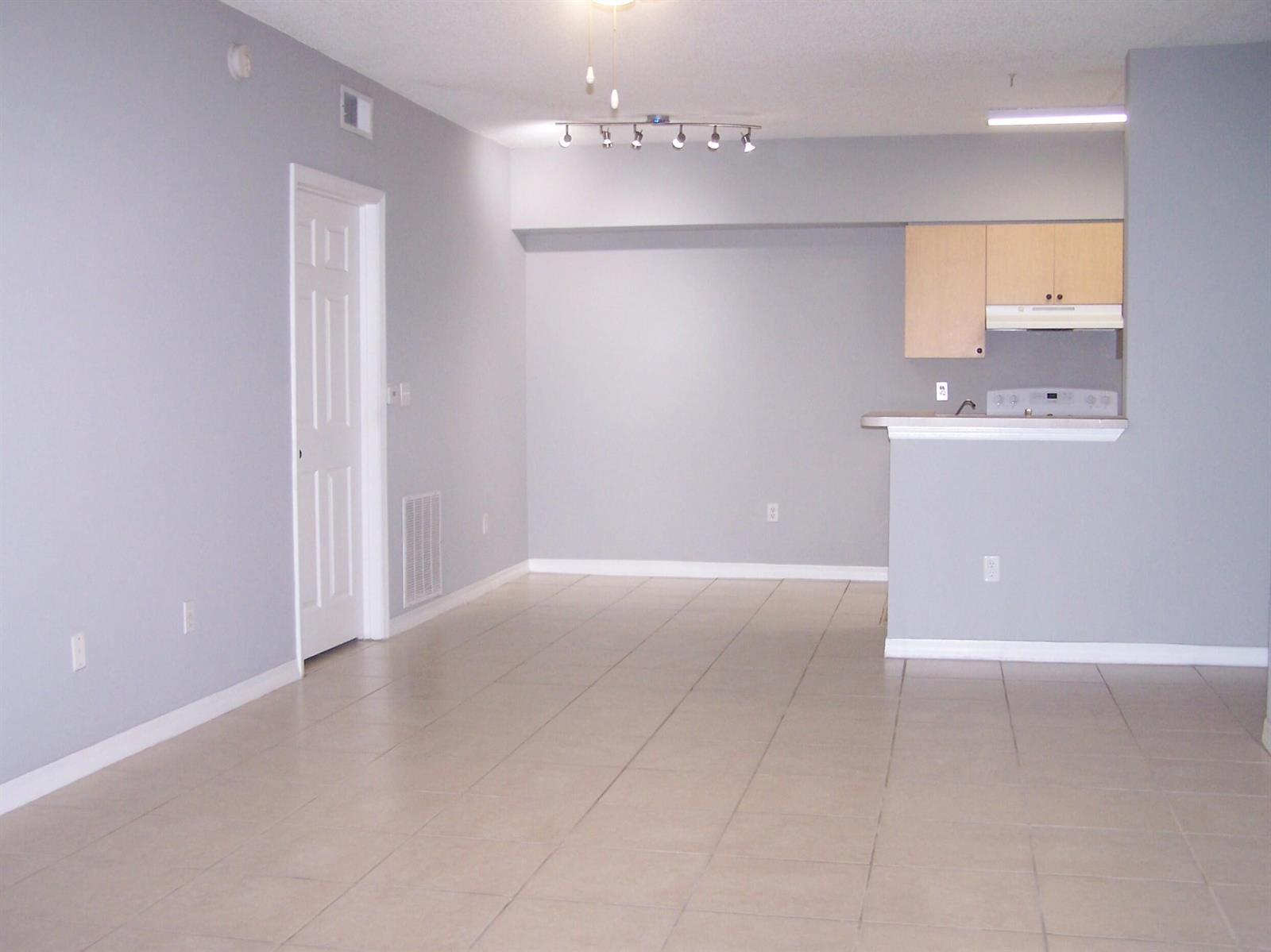 10360 Fox Trail Road S Unit 1601, Royal Palm Beach FL 33411 photo 4