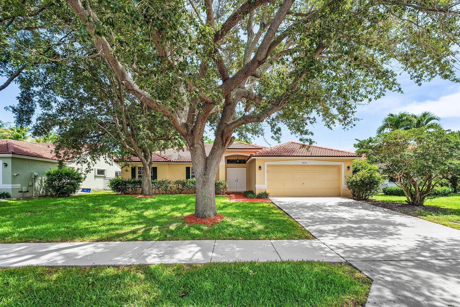 4824 S Lee Road, Delray Beach FL 33445 photo 2