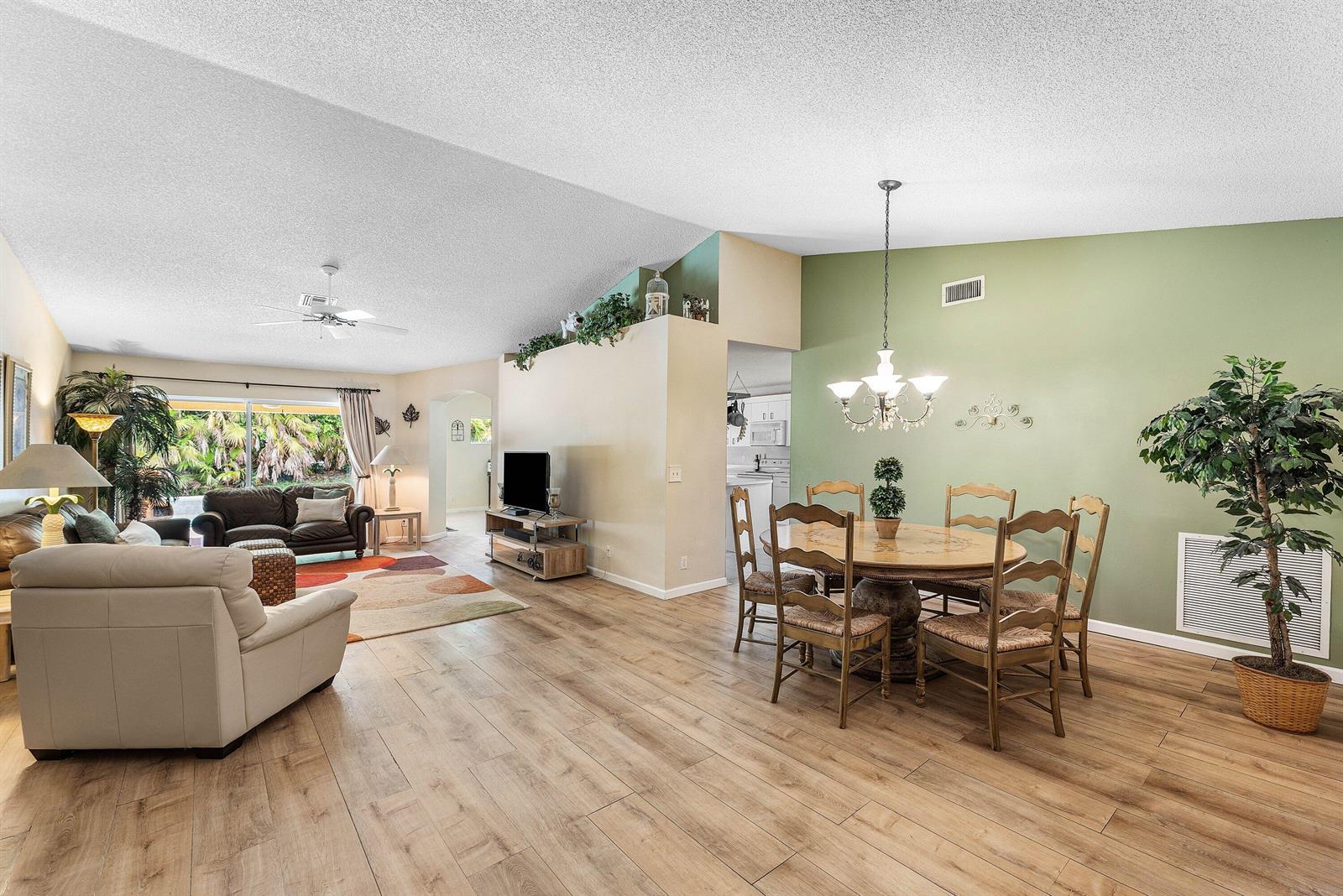 4824 S Lee Road, Delray Beach FL 33445 photo 5