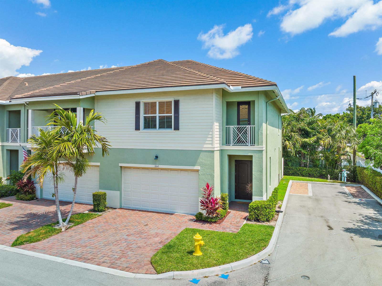 1843 Juno Landing Lane, North Palm Beach FL 33408 photo 2