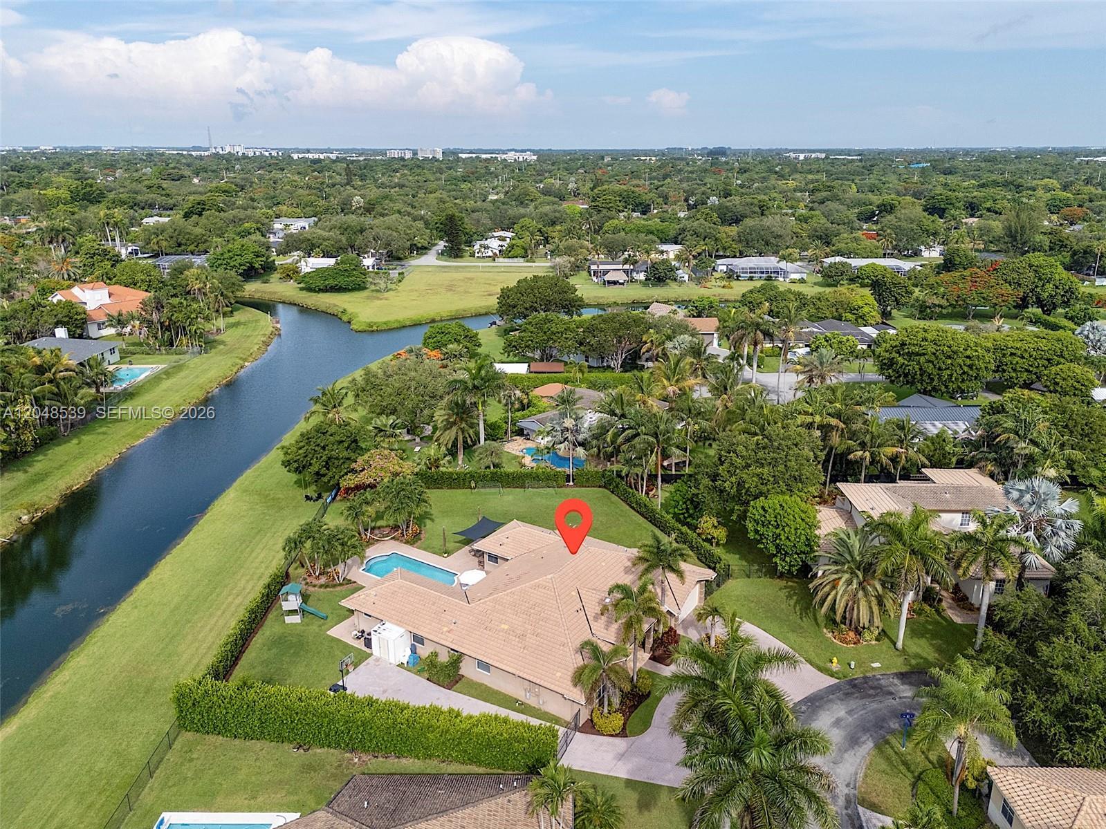 8298 SW 173rd Ter, Palmetto Bay FL 33157 photo 2