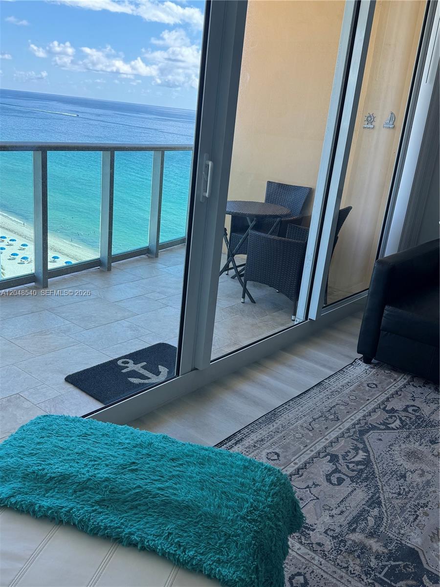 2501 S Ocean Dr, Hollywood FL 33019 photo 2