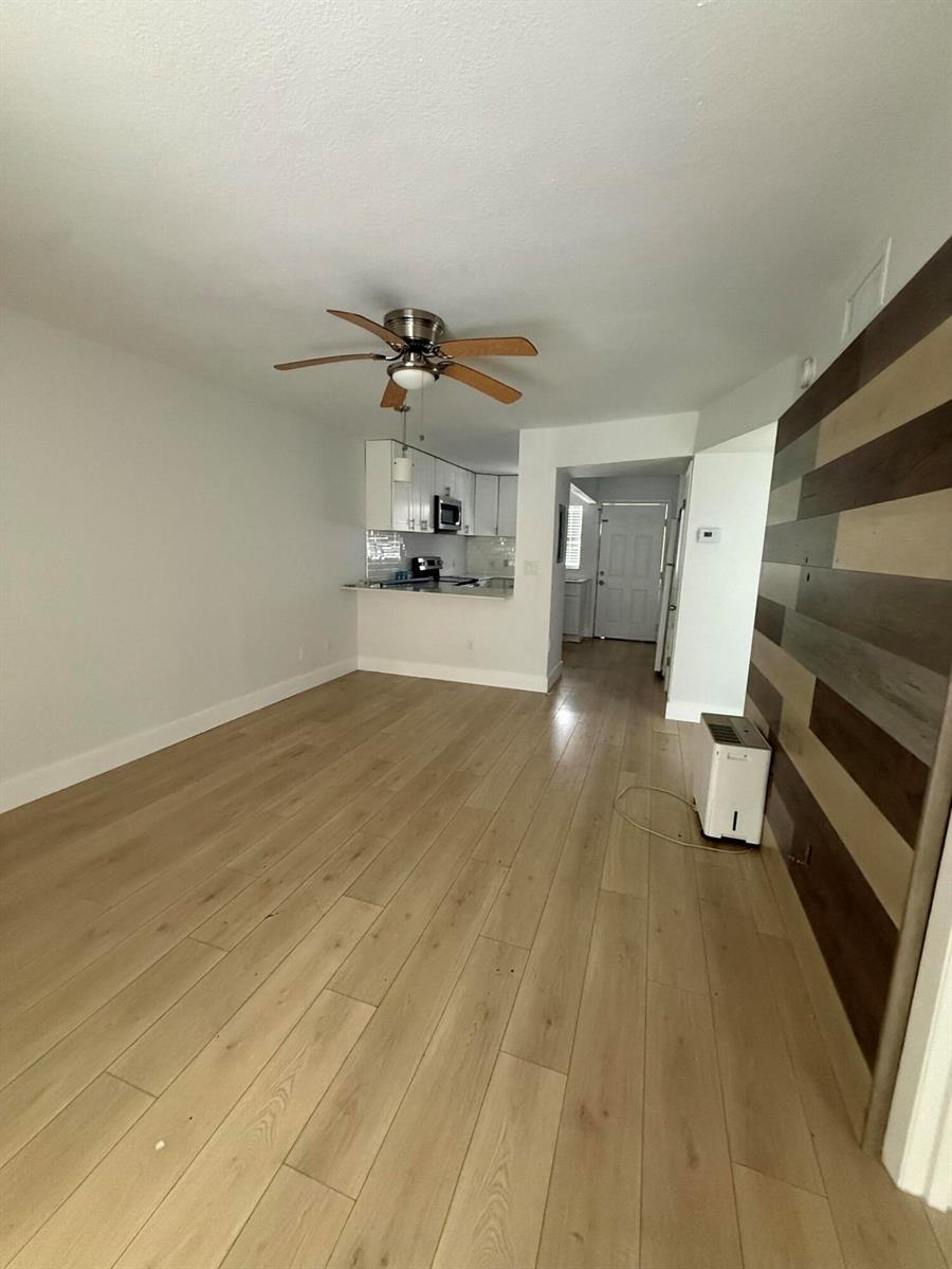 605 Ixoria # 4, Fort Pierce FL 34982 photo 3