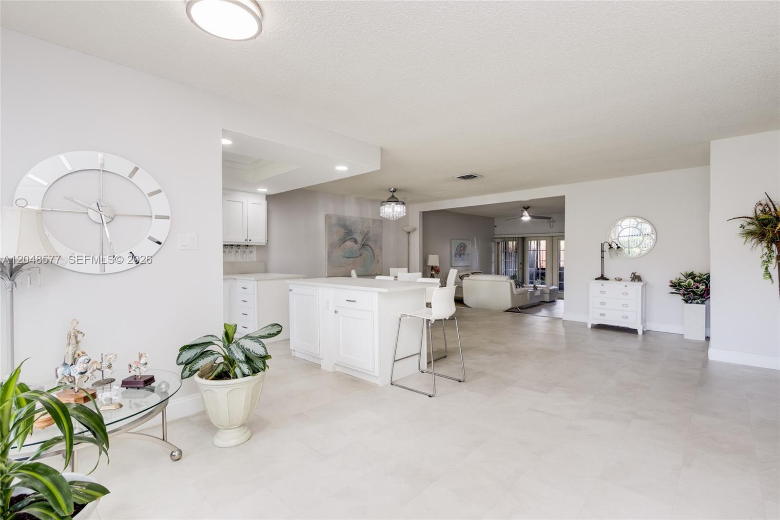 7032 SW 23rd St # 16, Davie FL 33317 photo 2