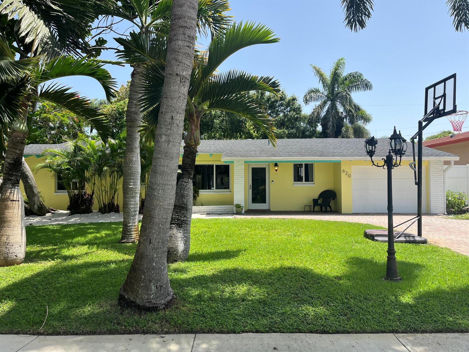 620 NE 9th Avenue, Boynton Beach FL 33435