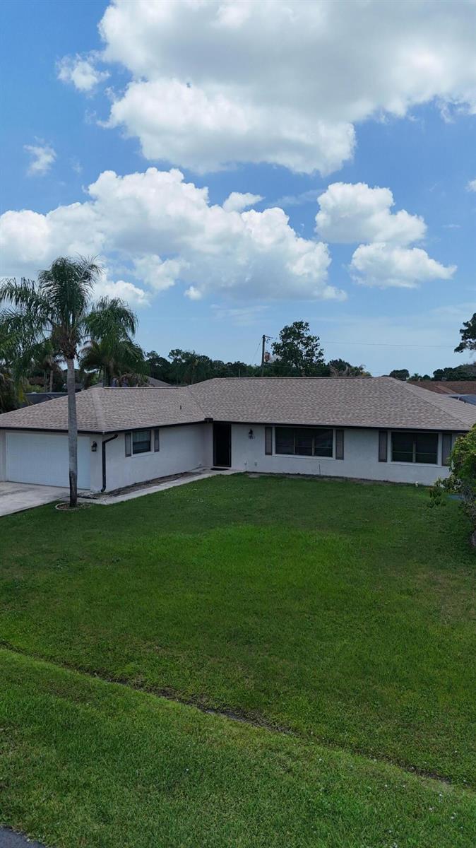 1217 SE Nancy Lane, Port St. Lucie FL 34983 photo 2