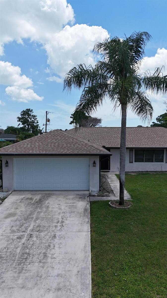 1217 SE Nancy Lane, Port St. Lucie FL 34983 photo 4