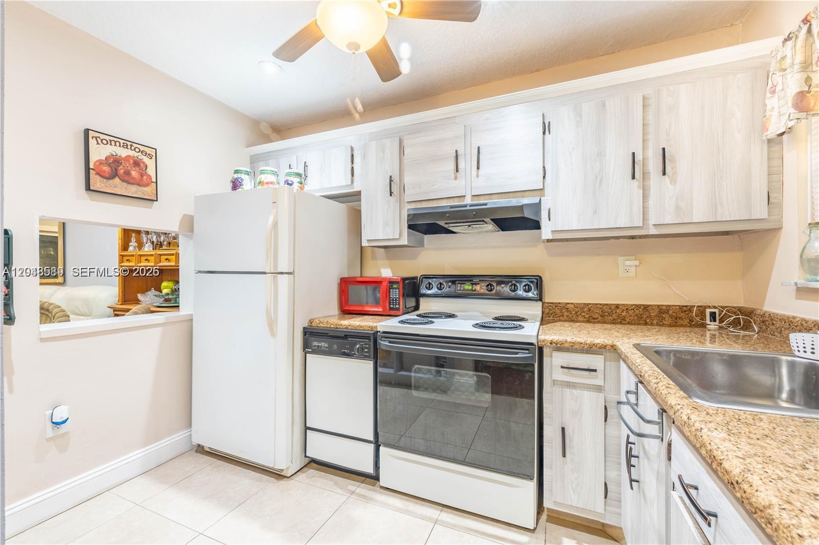 2811 N Pine Island Rd # 309, Sunrise FL 33322 photo 2