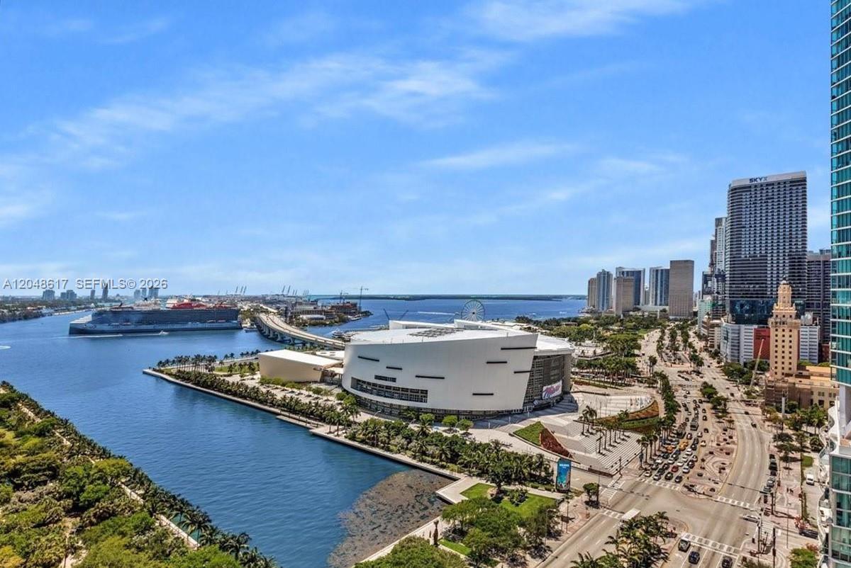 900 Biscayne Blvd # 2408, Miami FL 33132