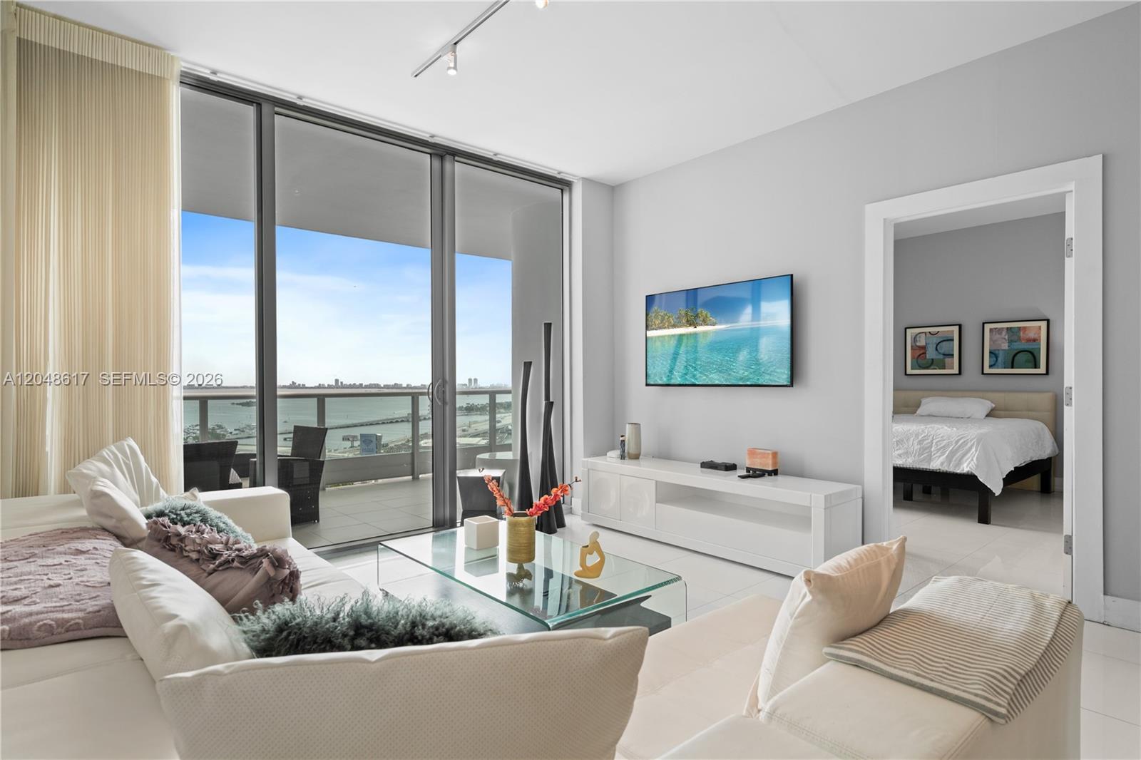 900 Biscayne Blvd # 2408, Miami FL 33132 photo 4