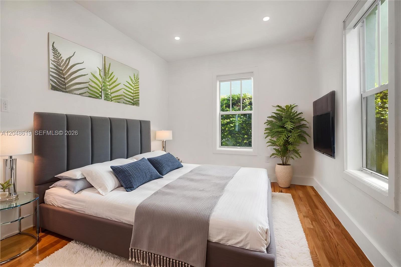 935 Meridian Ave # 2, Miami Beach FL 33139 photo 4