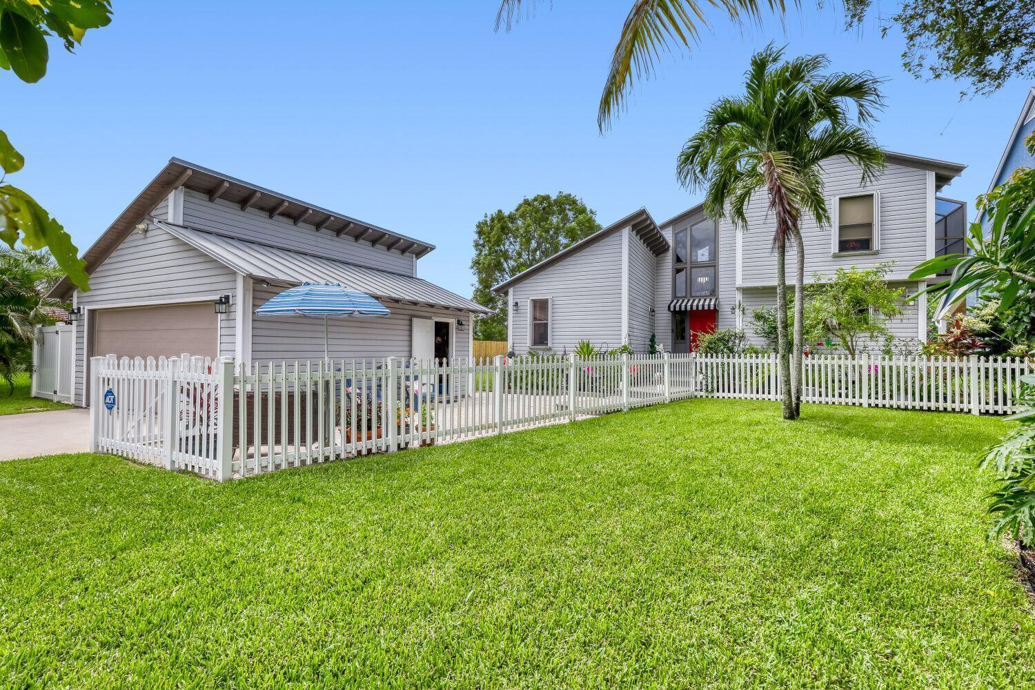 3918 Edgar Avenue, Boynton Beach FL 33436