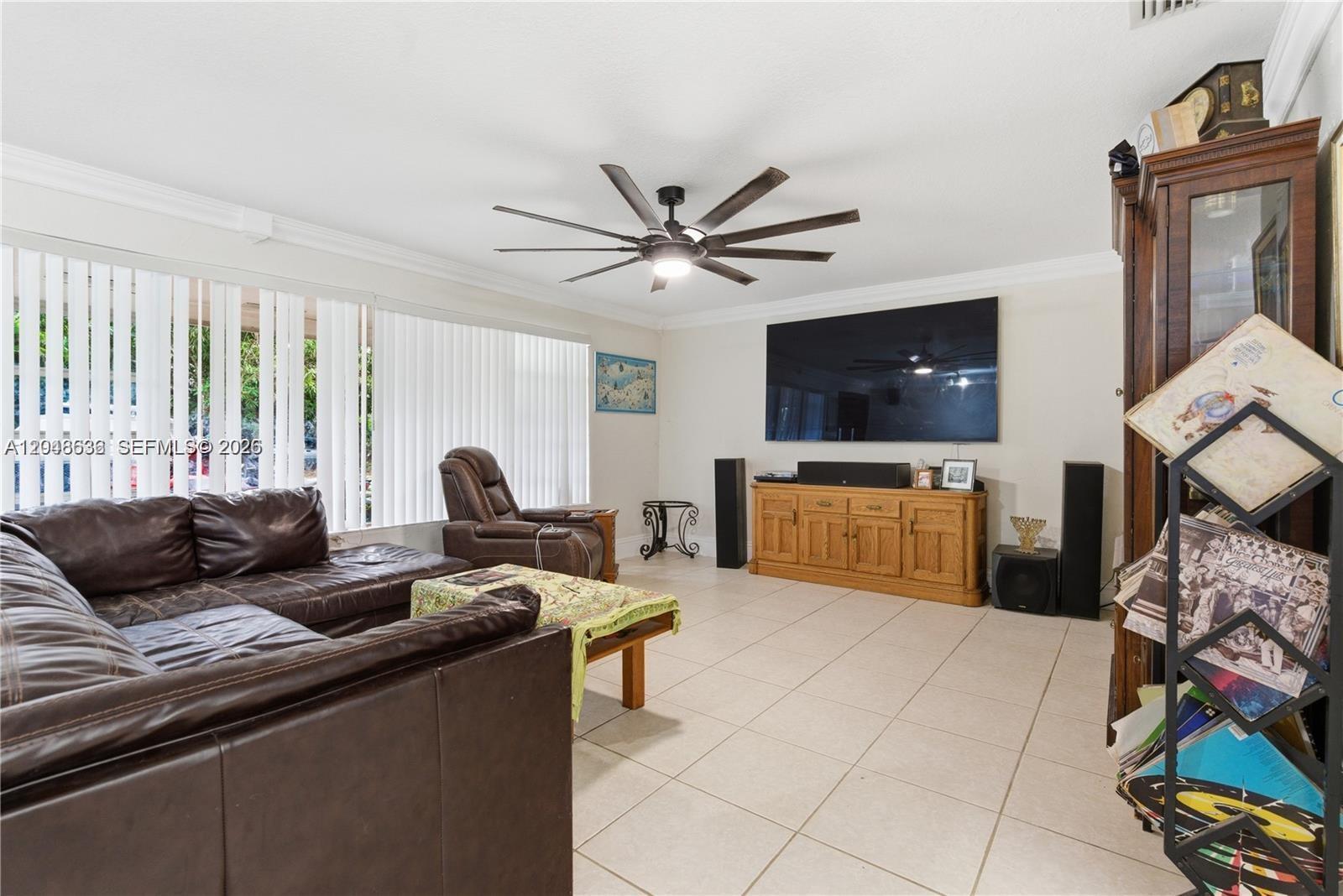 15490 SW 209th Ave, Miami FL 33187 photo 5