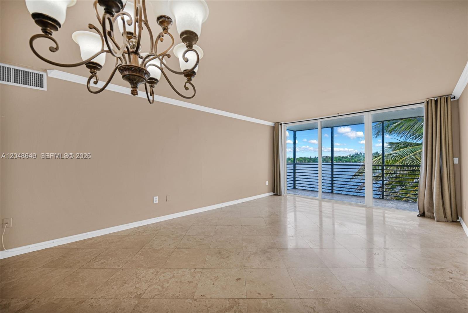 1075 NE Miami Gardens Dr # 306, Miami FL 33179 photo 5