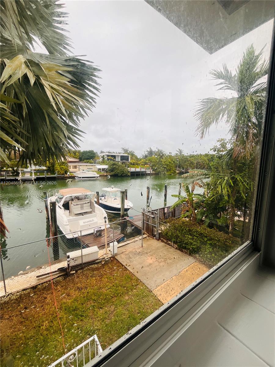 2045 Calais Dr # 8, Miami Beach FL 33141 photo 3