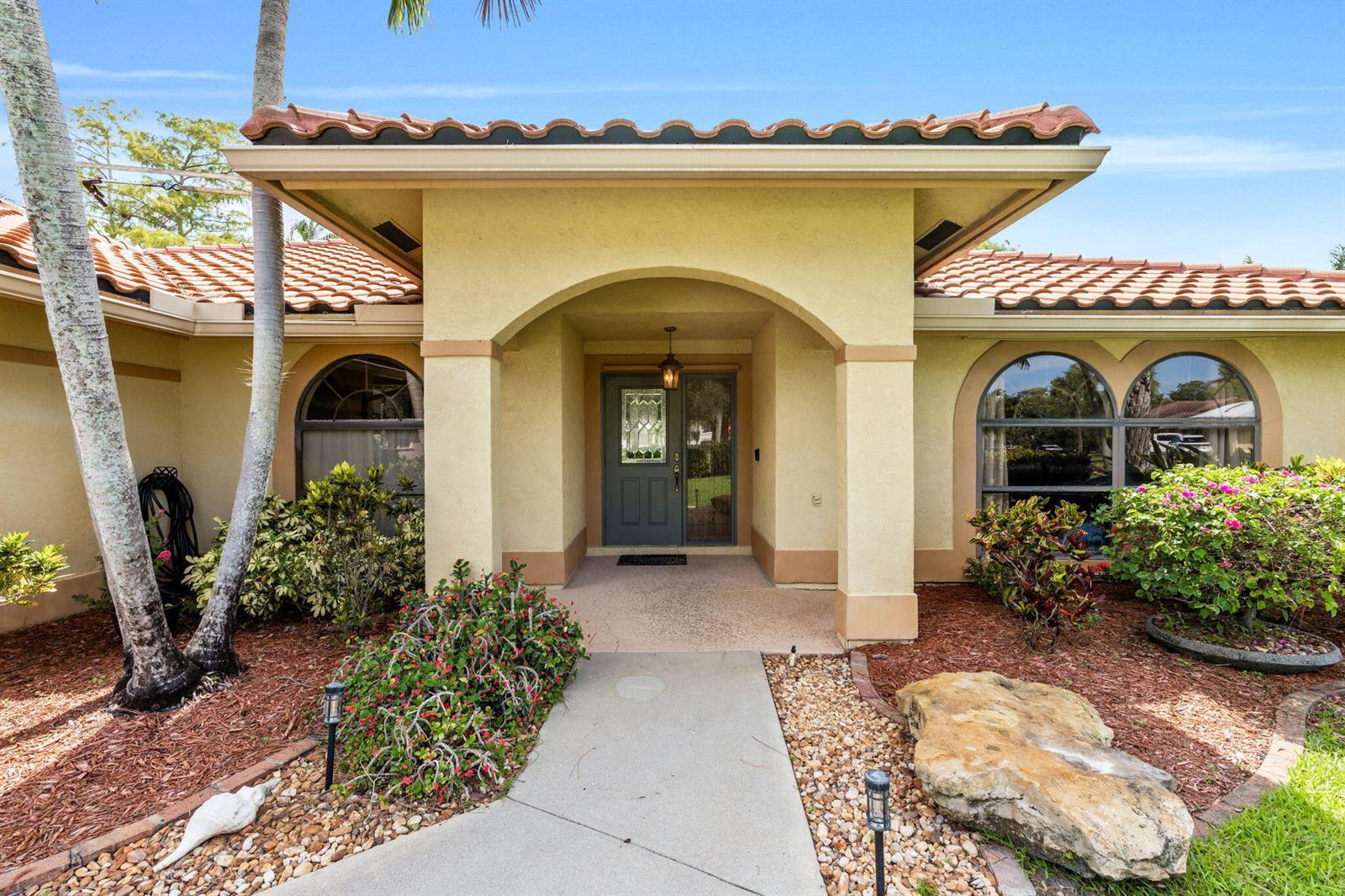 1707 Primrose Lane, Wellington FL 33414 photo 3