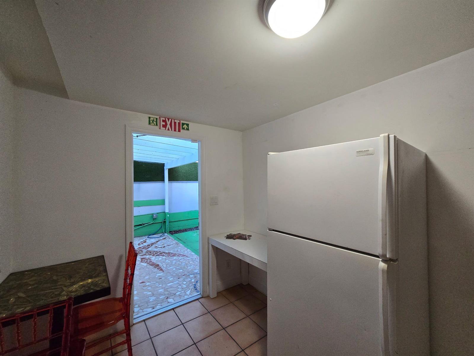 1922 Garfield Street # 2, Hollywood FL 33020 photo 4