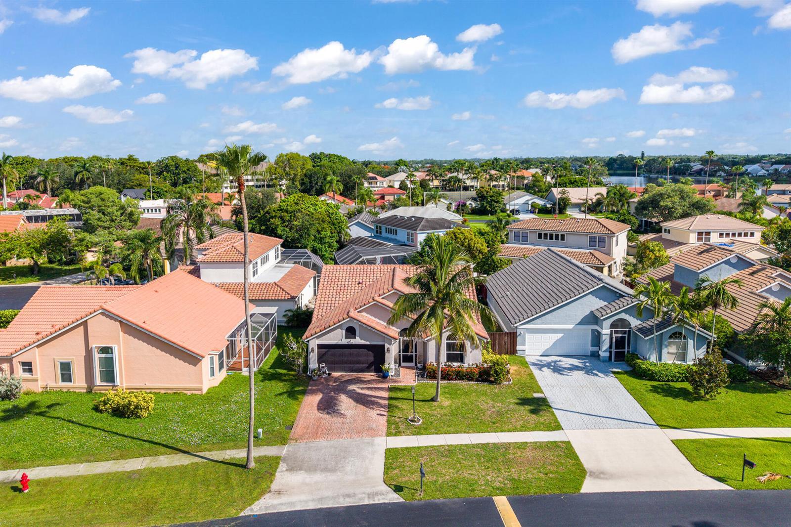 12620 White Coral Drive, Wellington FL 33414 photo 3