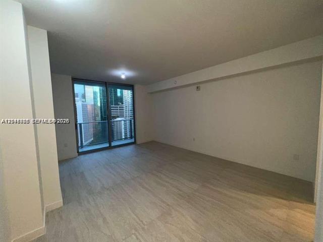 77 SE 5th St # 2004, Miami FL 33131 photo 4