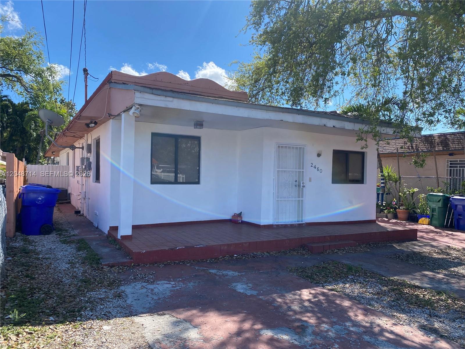 2460 NW 15th St # 4, Miami FL 33125 photo 3