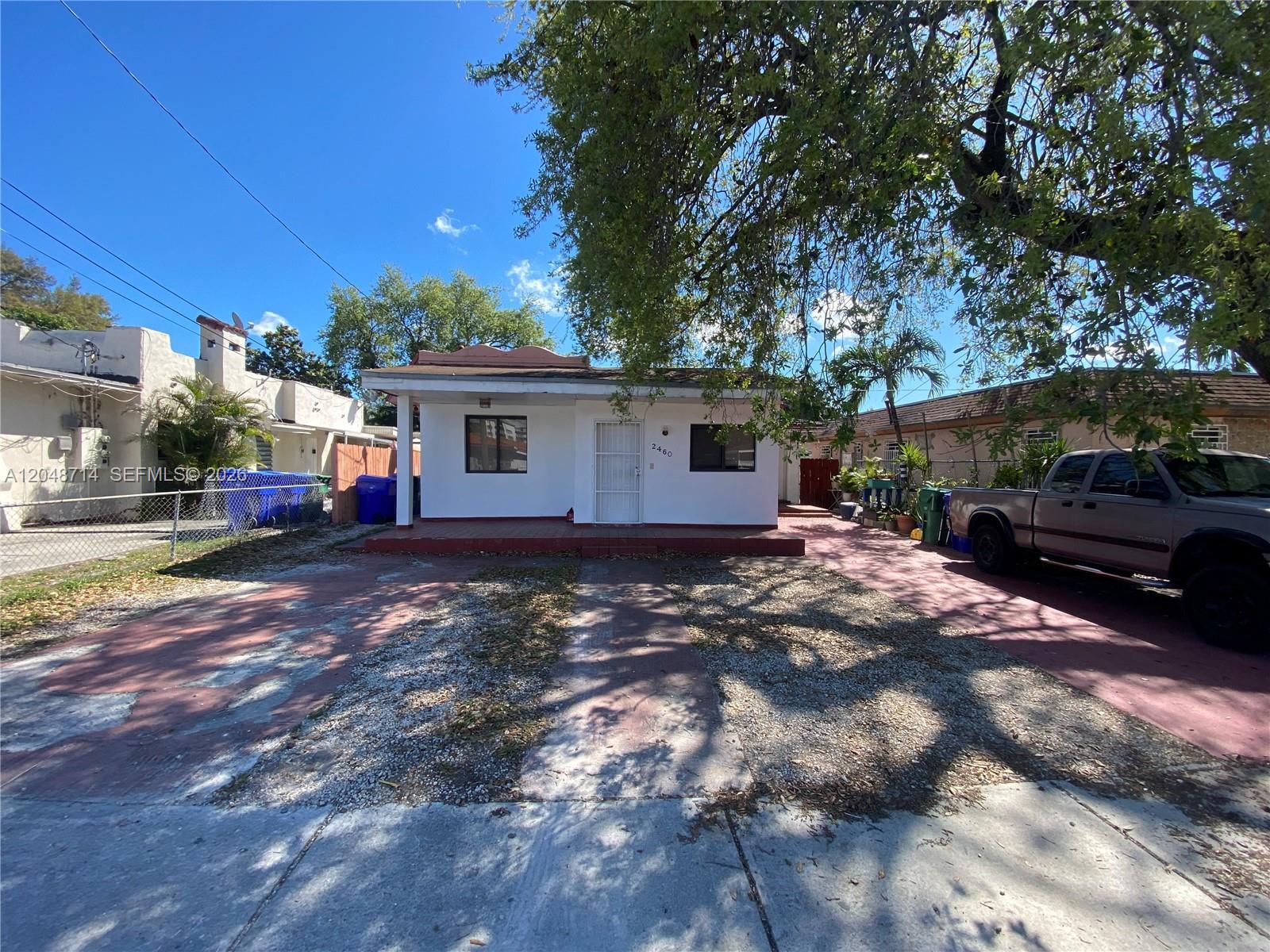2460 NW 15th St # 4, Miami FL 33125