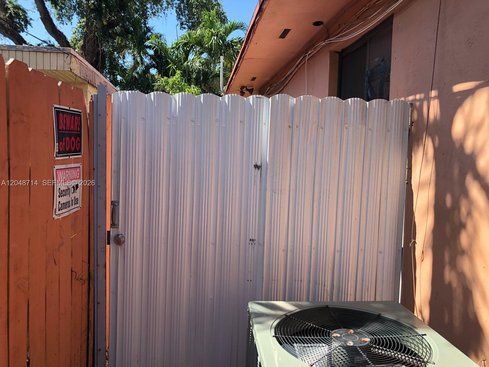 2460 NW 15th St # 4, Miami FL 33125 photo 5