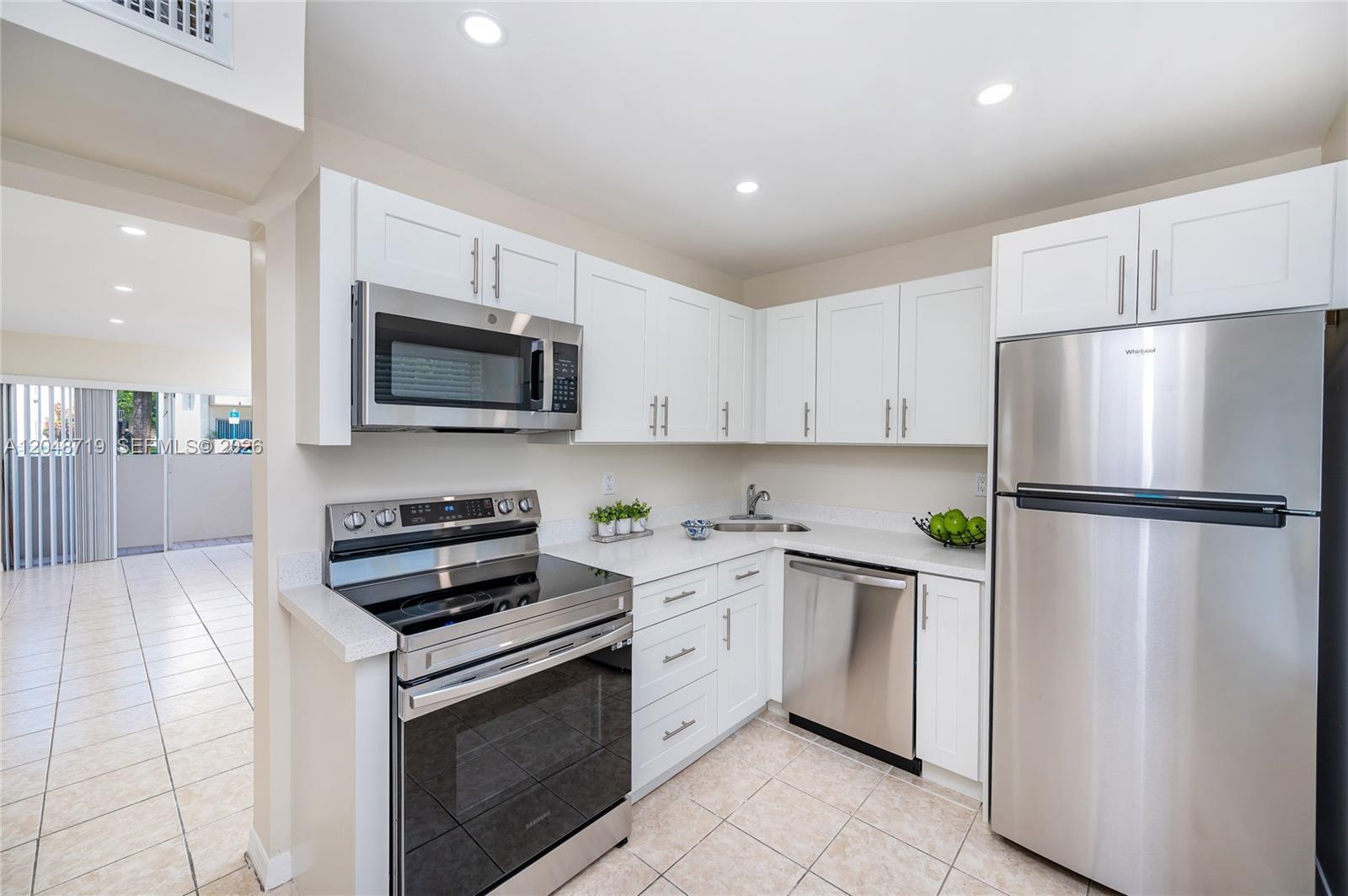 7705 SW 86th St # 114, Miami FL 33143 photo 3