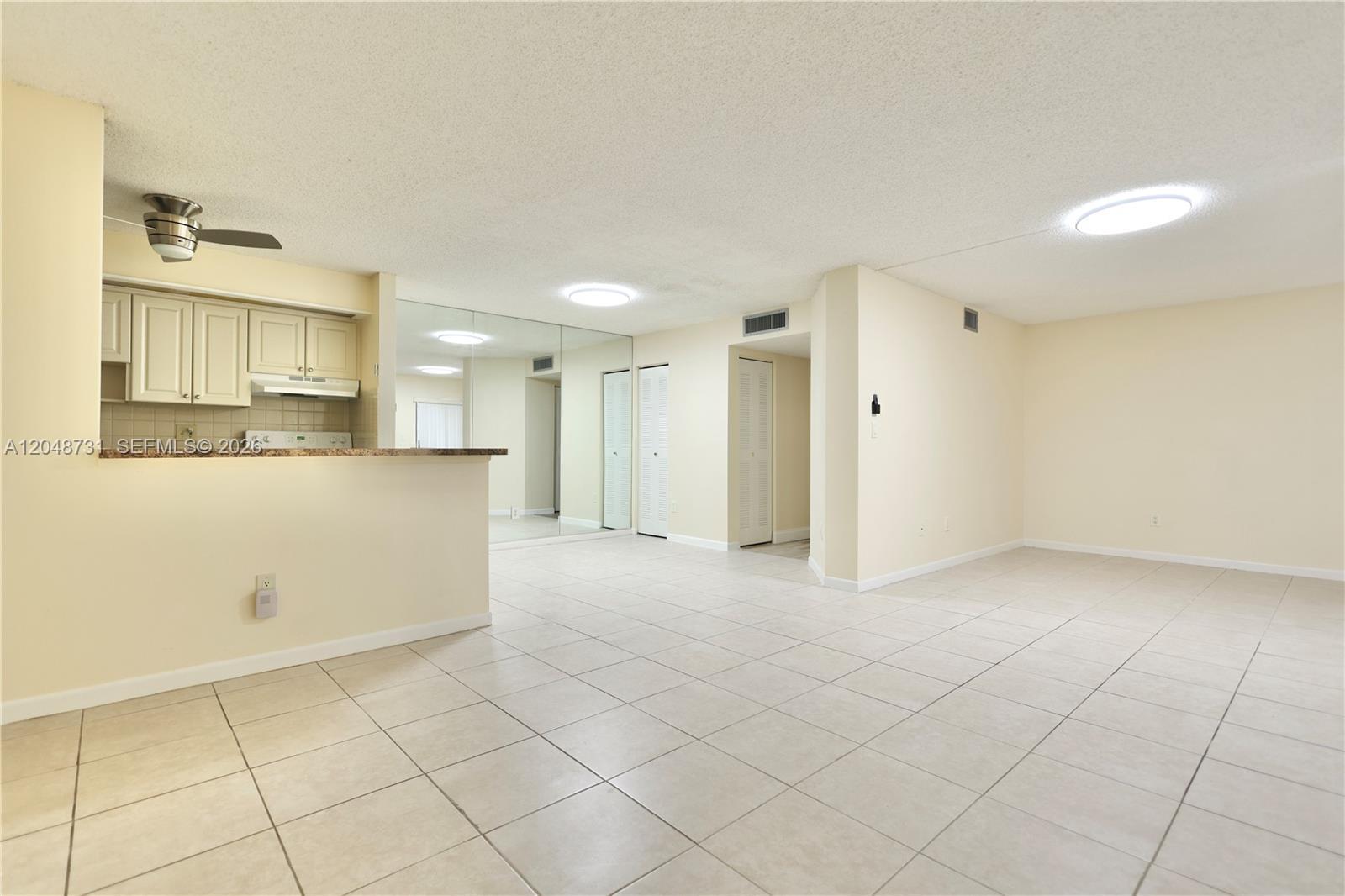 9448 S Belfort Cir # 116, Tamarac FL 33321 photo 3
