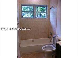 1231 NW 190th St, Miami Gardens FL 33169 photo 2