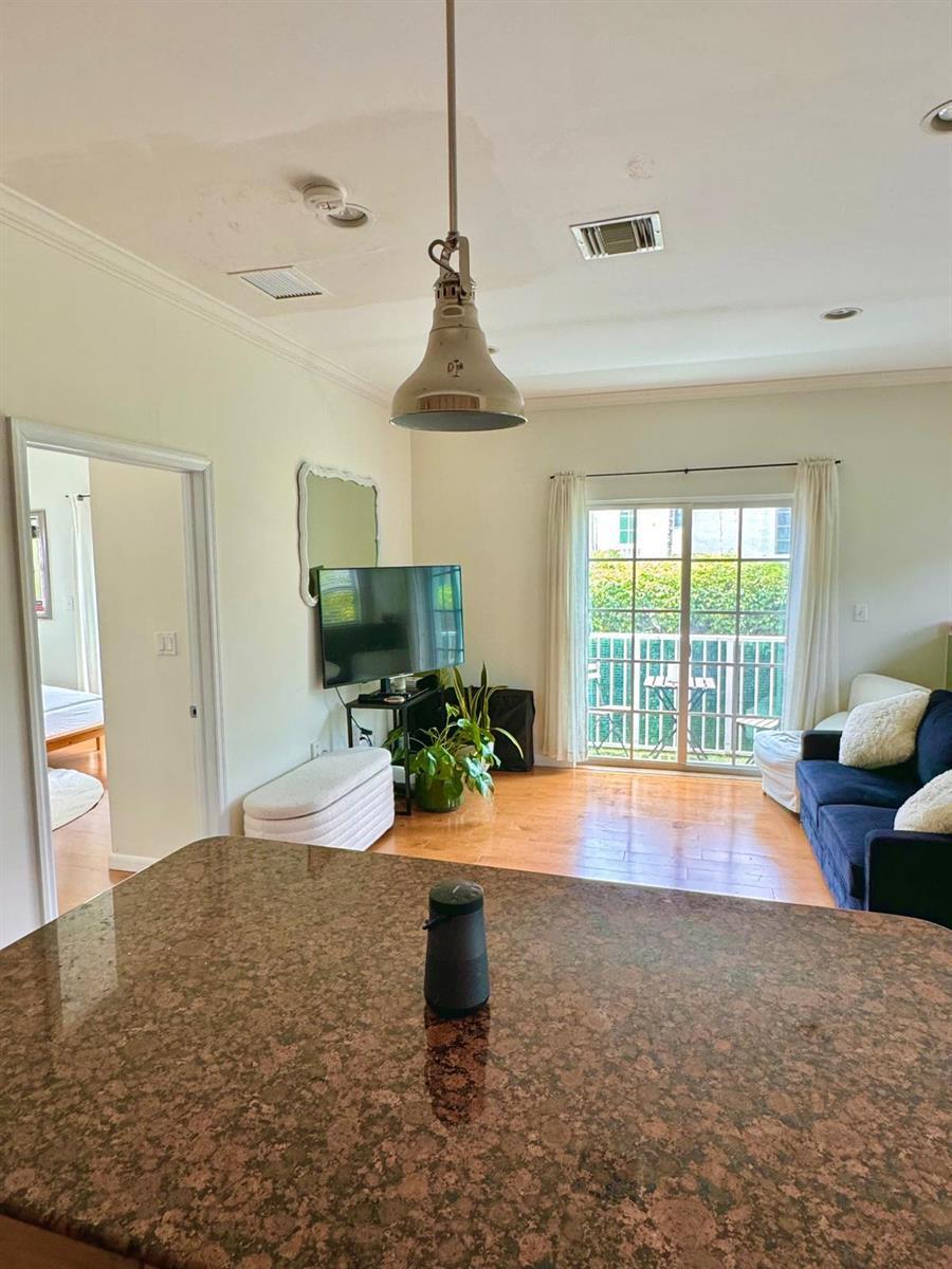 1344 Euclid Avenue # 5, Miami Beach FL 33139 photo 3