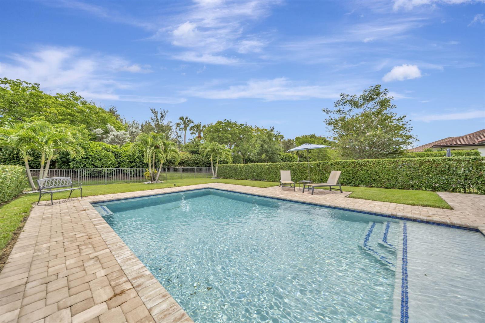 8720 E Baypoint Circle, Parkland FL 33076