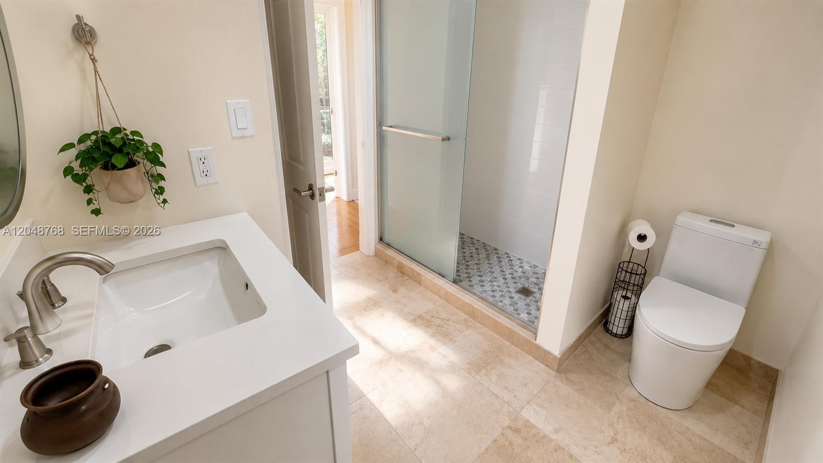 9805 NW 45th Ln, Doral FL 33178 photo 5