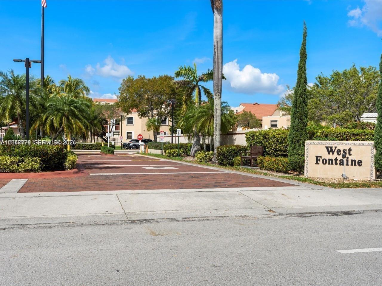 10241 NW 9th St Cir # 5, Miami FL 33172