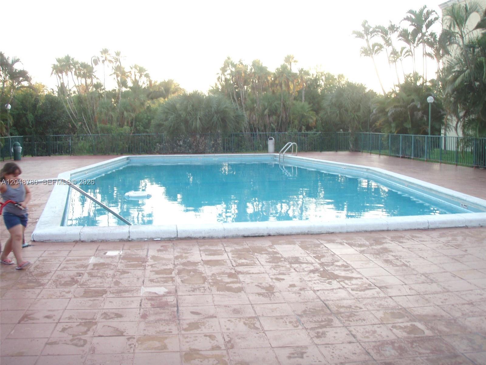 6980 NW 186th St # 522, Hialeah FL 33015 photo 4