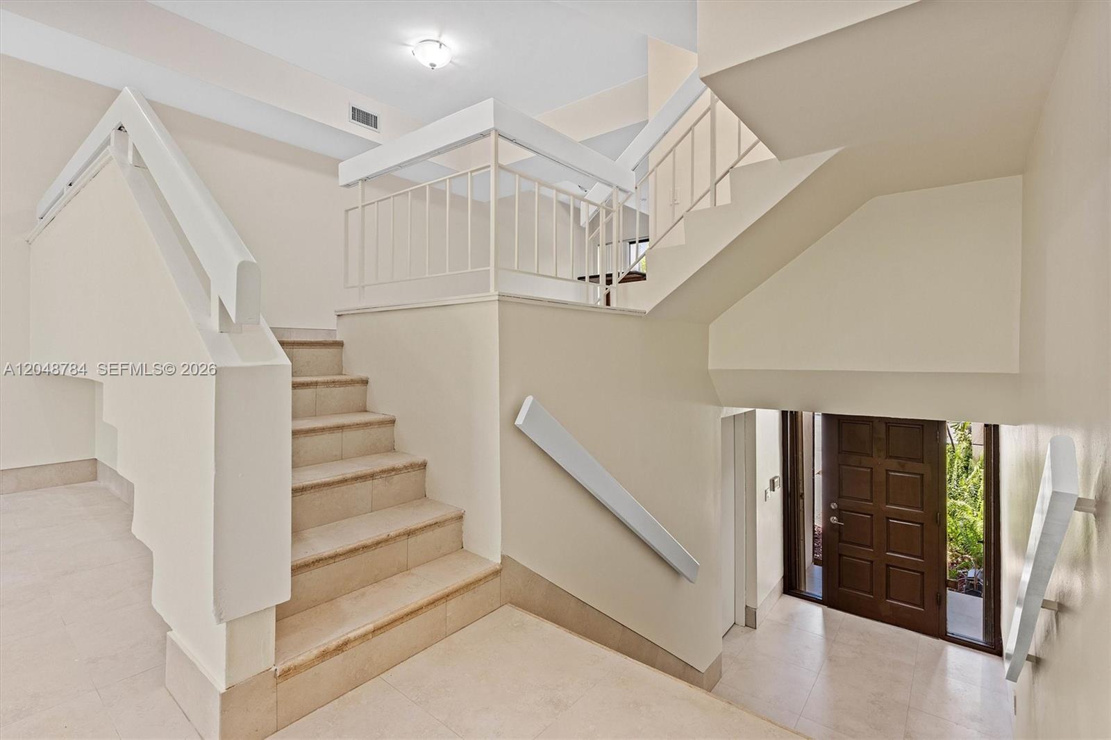 2525 NE 135th St # 2525, North Miami FL 33181 photo 4